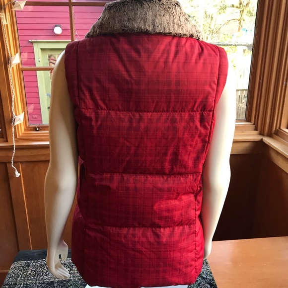 Columbia Sportswear Red  Down and Feather Vest - Picture 5 of 7